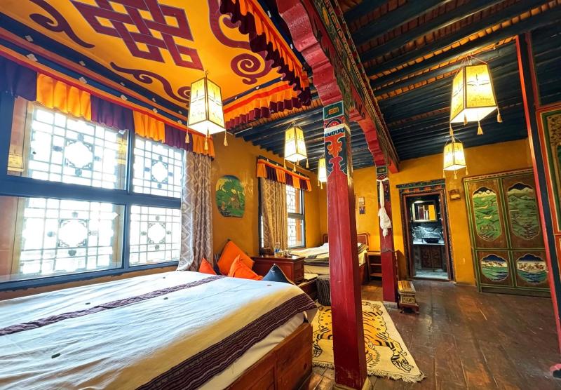 Shambhala Palace Hotel - image 9