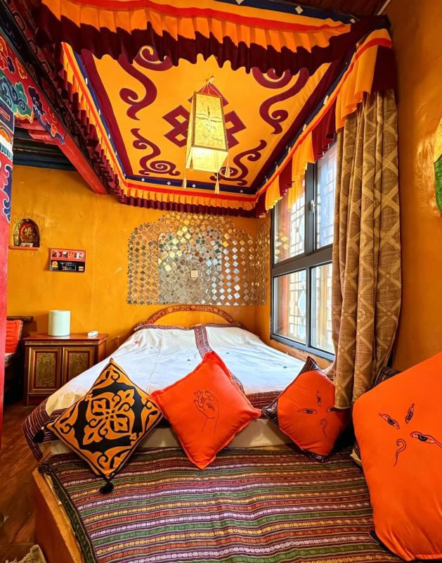 Shambhala Palace Hotel - image 6