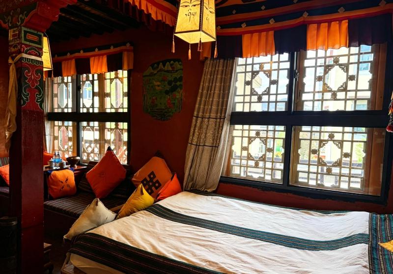 Shambhala Palace Hotel - image 3