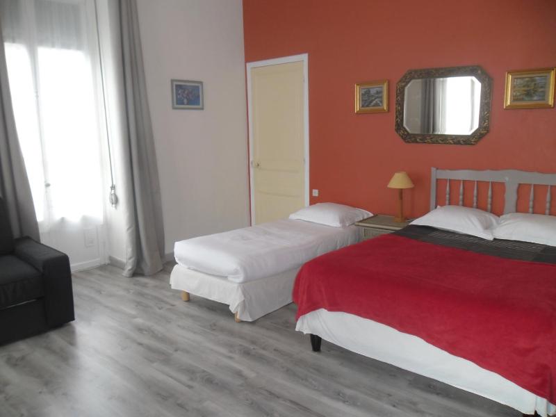 Family Room with Sea View image 4