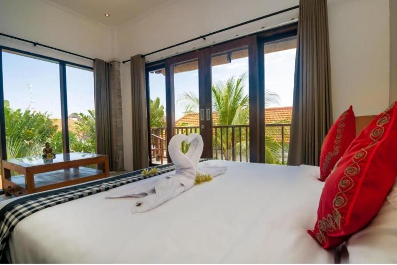 Plage 7 BR Private Pool Villa - image 12