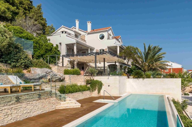 Luxury Villa Hvar Carpe Diem newly renovated with private pool by the sea - image 39