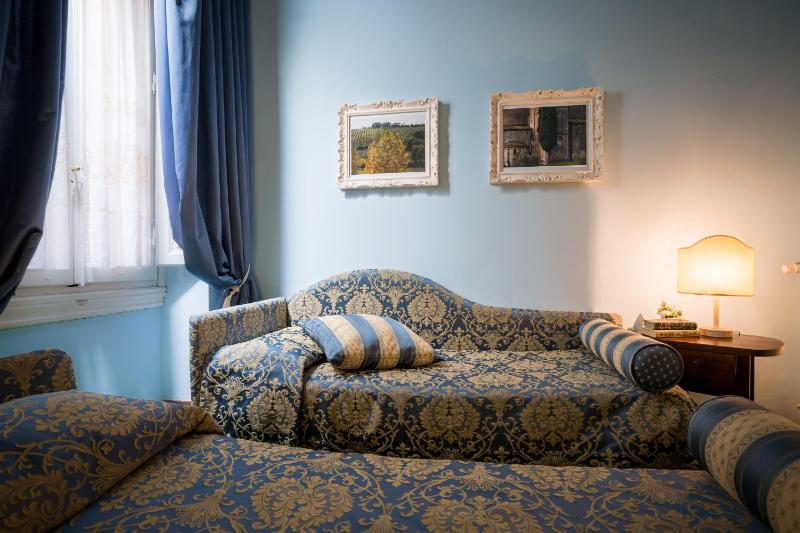 Junior Suite image 3