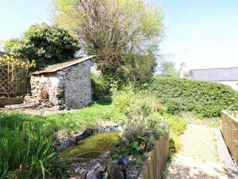 Park Cottage - image 42