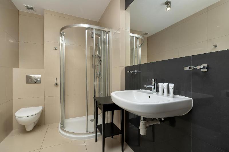 Przestronne Apartamenty w Zakopanem z Parkingiem by Noclegi Renters - image 37