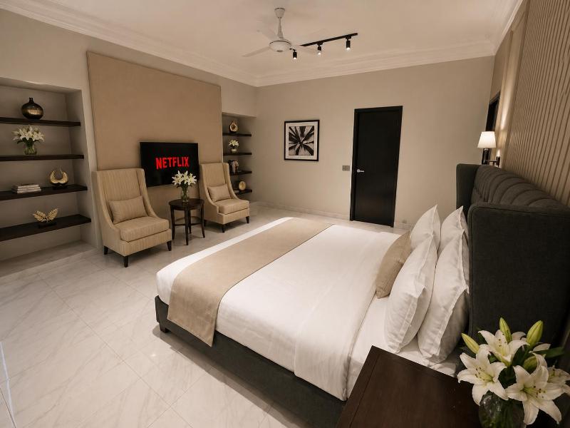 Ghumo x Bahadurabad Aga Khan Hospital - Three Bedroom Family Apartment First Floor - image 10