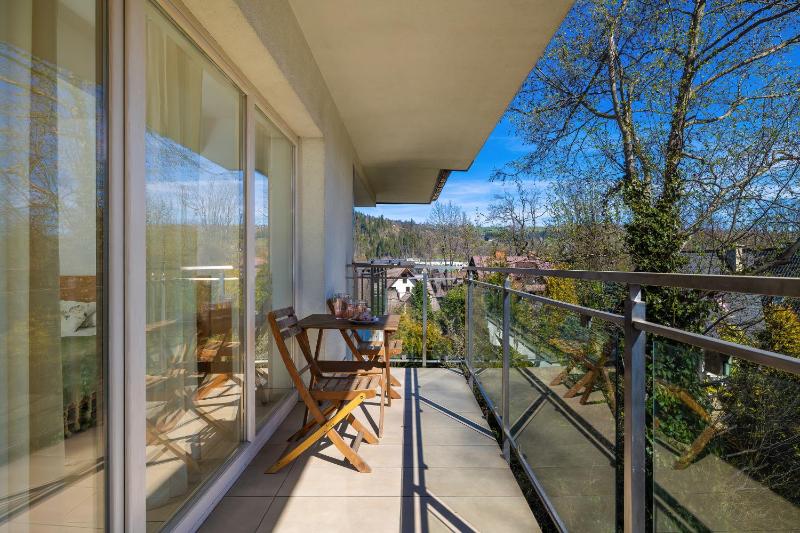 Przestronne Apartamenty w Zakopanem z Parkingiem by Noclegi Renters - image 42