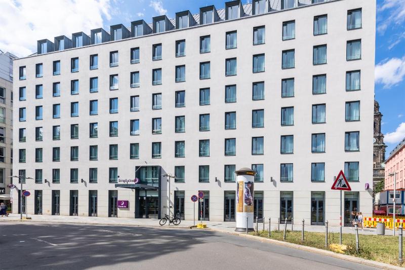 Premier Inn Dresden City Centre - image 11