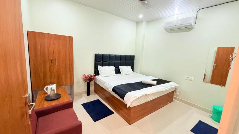 Hotel Blessing Inn & Restaurant - image 33