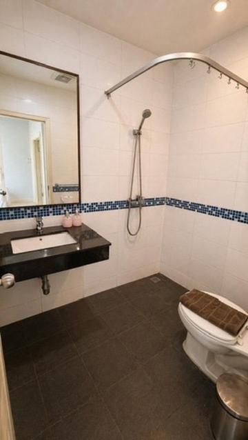 99 Residence Patong Hotel - image 8