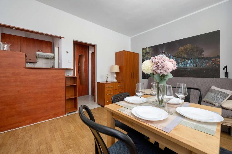 Functional Studio in Downtown Wrocław by Noclegi Renters - image 12