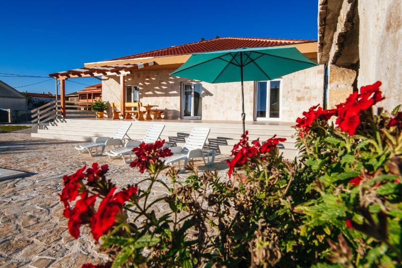 My Dalmatia - Holiday Home Barba Pere with private pool - image 45