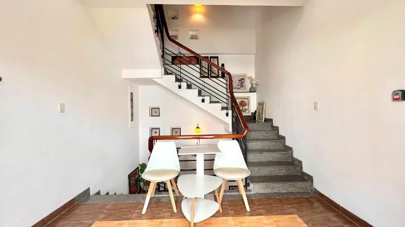 Big Balcony Studio I Step My Khe Beach I Night Market I AC I Washer I Kitchen - image 9