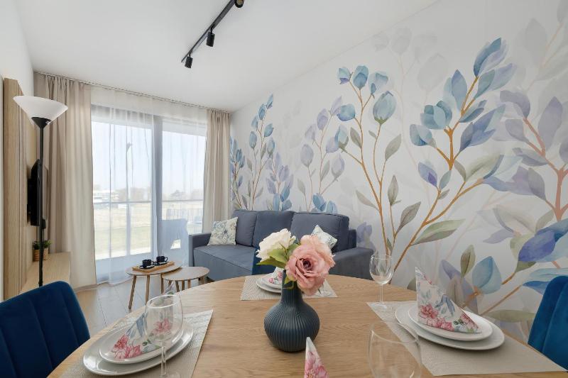 Klimatyzowane Apartamenty Art Lake w Mielnie z Parkingiem i Basenem by Noclegi Renters - image 20