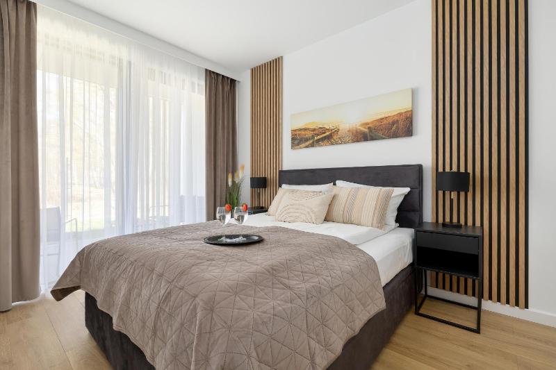 LUX Top Floor Apartments Art Lake Mielno with Pool Air Conditioning and Parking by Noclegi Renters - image 35
