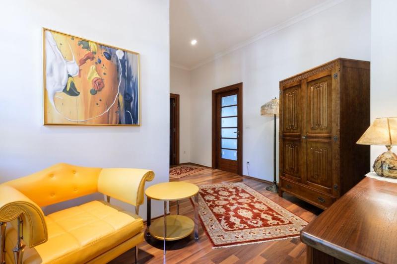 Luxury seafront Villa Castello Split near Old Town with private pool - image 6