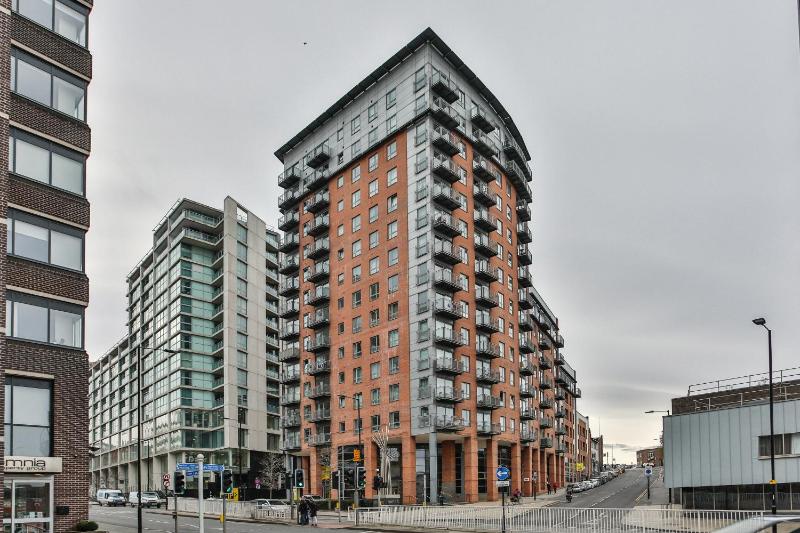 Sky View Apartment - image 27