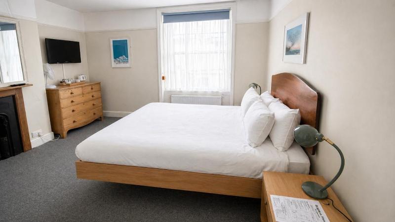 Brighton House - image 34