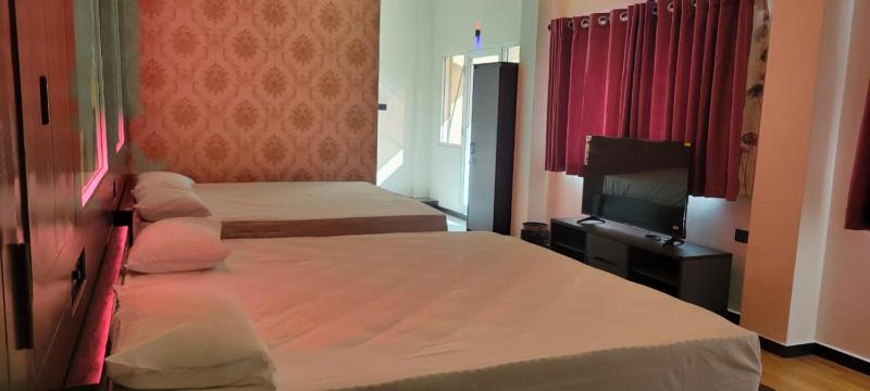 Sas Tower Hotel - image 10