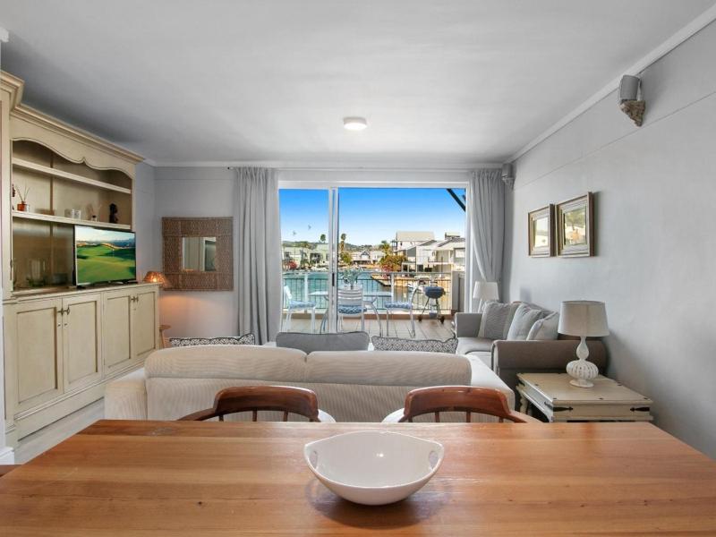 East At The Quays - image 11