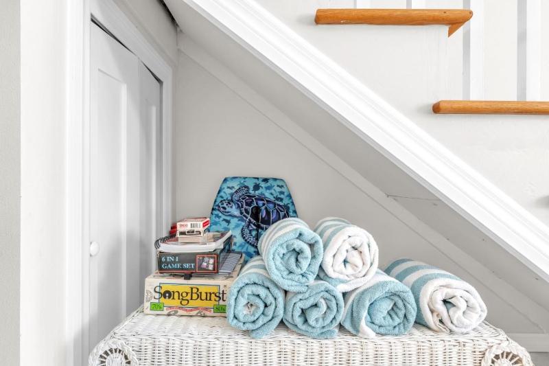 Anchors West home - image 8
