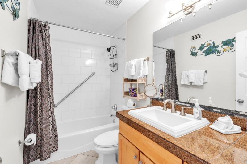 Anchors West home - image 19