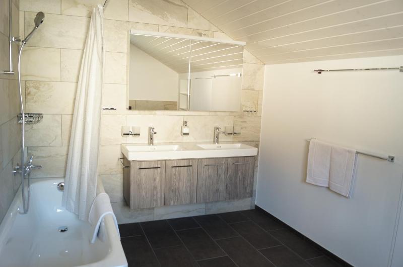 Four-Bedroom House image 4
