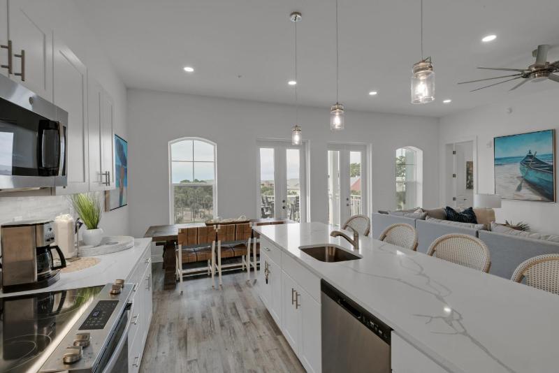Gulf Place Residences 306 - image 32