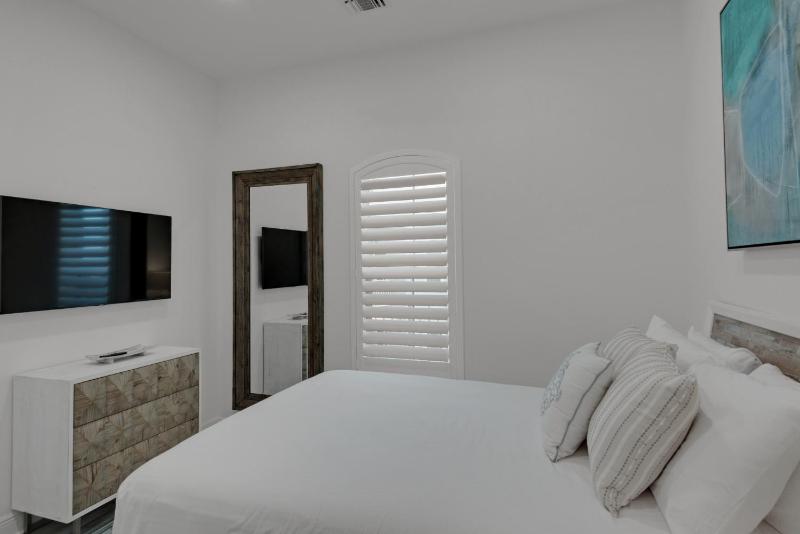 Gulf Place Residences 306 - image 28