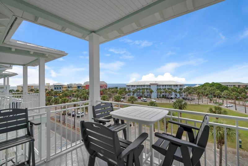 Gulf Place Residences 306 - image 19