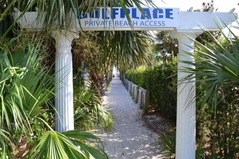 Gulf Place Residences 306 - image 23
