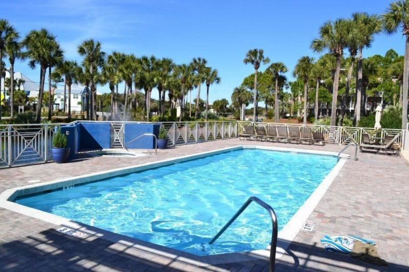 Gulf Place Residences 306 - image 17