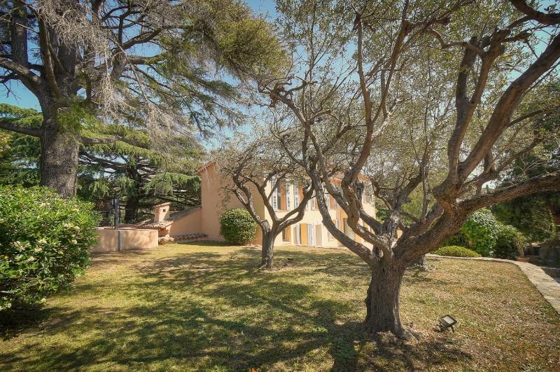 FRGK Villa Mathis Cannes - Luxury Sea View & Pool Jean de Noailles - image 30