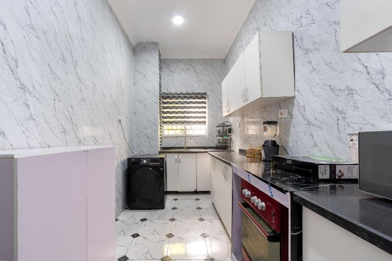 The Grey Maison - image 6