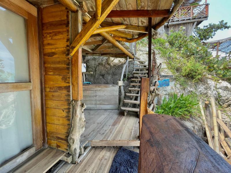 Monopoint - Beach hut near Tayrona Park - image 20