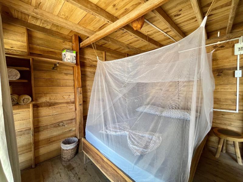 Monopoint - Beach hut near Tayrona Park - image 6