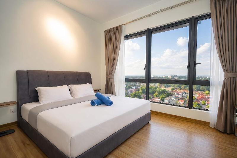 Chic 2BR Stay by Jonker Street - image 11