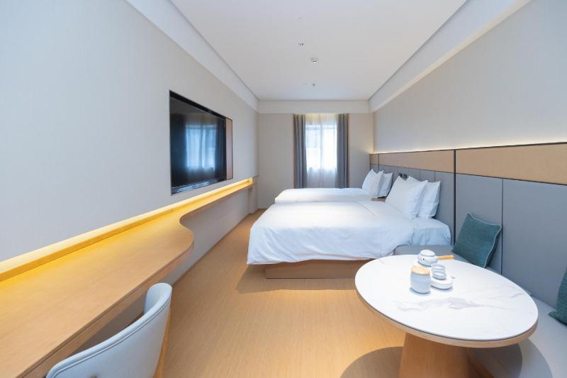 JI Hotel Shenzhen Pingshan Railway Station Baolong Metro Station - image 13