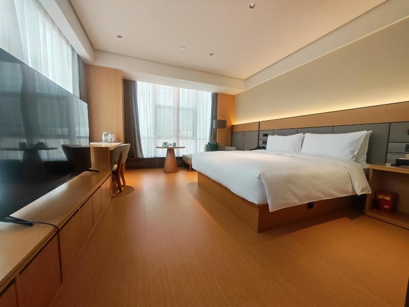 JI Hotel Shenzhen Pingshan Railway Station Baolong Metro Station - image 6