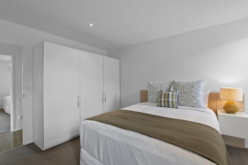 Hawkesbury Executive Home - image 20