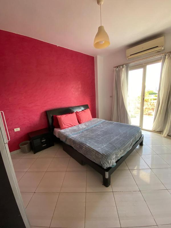 Cozy 1 BR Poolside Apartment GF with terrace - image 3