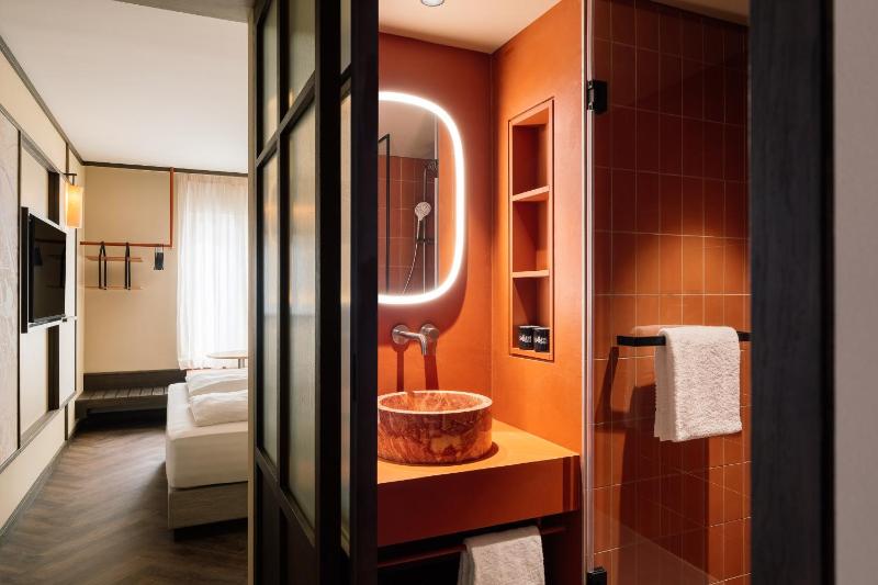 Hotel Schani City - image 3