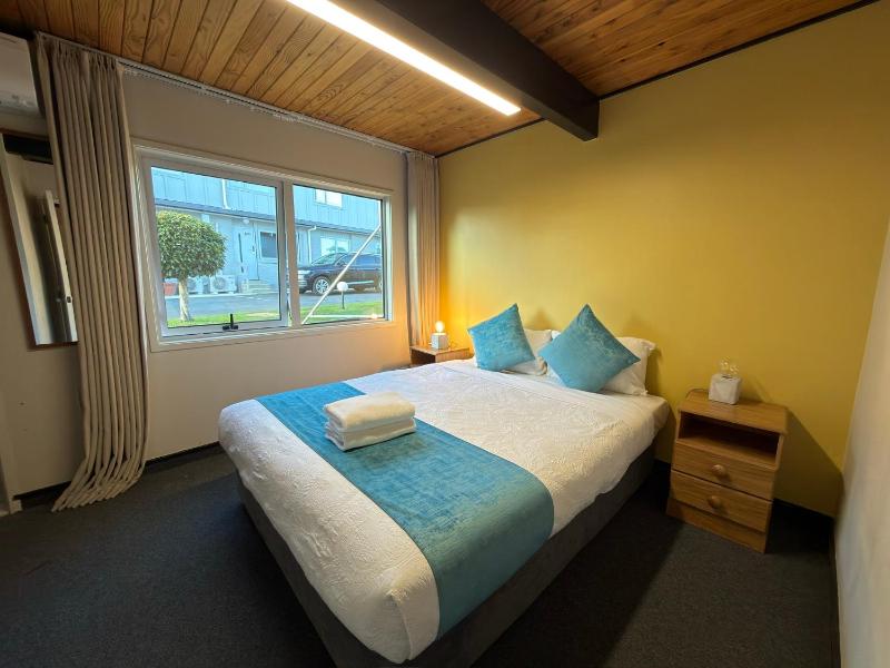 Mountain View Motel - image 39