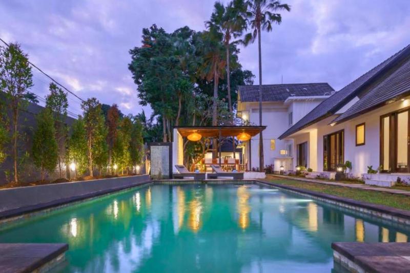 Sasikirana Spacious 10 BR Private Pool Villa - image 13