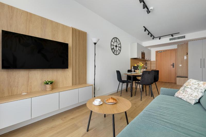 Klimatyzowane Apartamenty Art Lake w Mielnie z Parkingiem i Basenem by Noclegi Renters - image 45