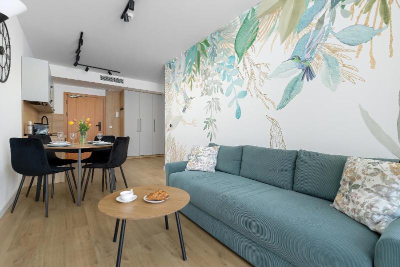 Klimatyzowane Apartamenty Art Lake w Mielnie z Parkingiem i Basenem by Noclegi Renters - image 35