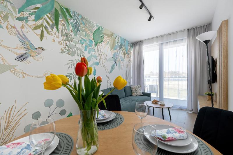 Klimatyzowane Apartamenty Art Lake w Mielnie z Parkingiem i Basenem by Noclegi Renters - image 47