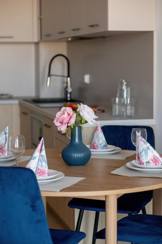 Klimatyzowane Apartamenty Art Lake w Mielnie z Parkingiem i Basenem by Noclegi Renters - image 33
