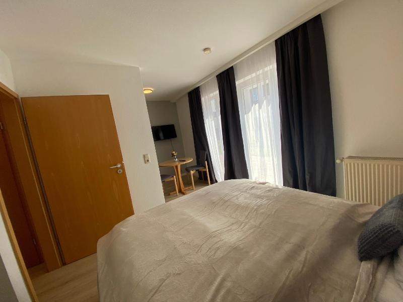 Terrasse Double Studio Apartments - image 33