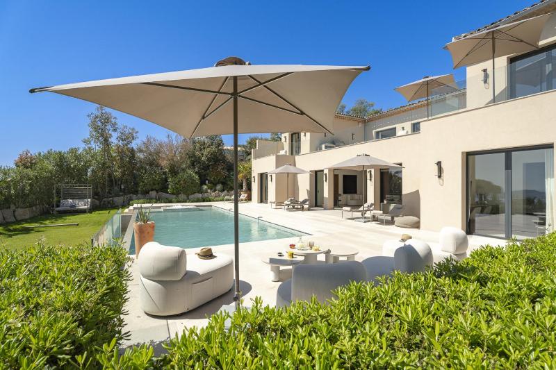 Villa Celina - Sea view - image 3